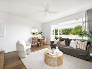 Northerly Sunshine, Stylish Interiors And Racecourse...