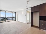 Northern Delight with City Views