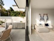 Northern Light and Architectural Precision