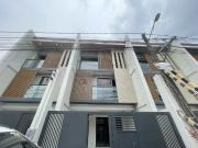 NorthView 1 – Elegant 3 Storey Townhouse in Batasan...