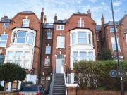 Norwood Road, London, SE24 2 bed maisonette to rent...