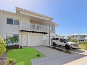 Not to Miss! 3 Bed Riverside Townhouse