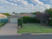 Nothing to do! Ready to move in! Newly renovated! close...