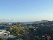 Nouméa 98800 Location maison 5 pièces t5 piscine terrasse