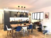 Appartement à louer 3 Pièces 97 m2 / 1049 sq ft...