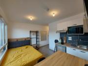 NOUVEAUTÉ: Studio meublé tout équipé en résidence...