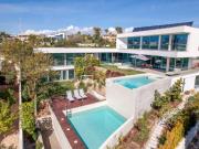 Nova Moradia Contemporânea com vista mar para venda em...