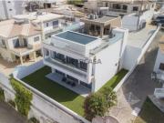 Nova moradia de luxo T3, com piscina e vista mar...