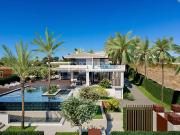 Nova Villa de 4 Camas com Piscina Em Uma Localização...