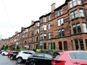 Novar Drive, Glasgow G12, 3 bed flat to rent, £1,895 pcm...