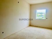 NOVO e confortável T3, com 2 lugares de garagem,...