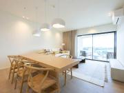 Novo | T2 de luxo à beira mar na melhor localização de...