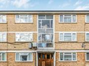 Nuding Close, London, 1 Bedroom Apartment