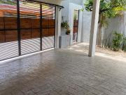 | Nueva casa en el Centro disponible para Venta o Renta |