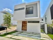 NUEVA Casa en Venta Coto Acacia, Parques Vallarta NUEVA Casa en Venta Coto Acacia, Parques Vallarta