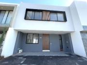 NUEVA CASA EN VENTA EN SOLARES