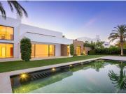 Nueva villa con vistas a los campos de golf en Finca...