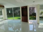 Nueva y hermosa residencia en fraccionamiento pedregal...