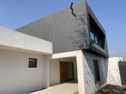 Nueva Y Moderna Casa En La Precordillera De La Reina Viva