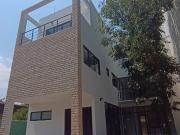 NUEVA Y MODERNA CASA EN VENTA EN TEPEPAN