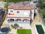 Nuevo Esta elegante residencia, situada en la tranquila...