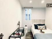 ¡Oferta! Habitación amueblada en apartamento de 5... ¡Oferta! Habitación amueblada en apartamento de 5...