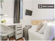 ¡Renta! Habitación decorada en un apartamento de 9...