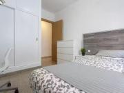 ¡Recién llegado! Habitación en Avinguda de la Constitució