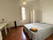 Acogedor Habitación en Carrer de Muntaner, l'Antiga...