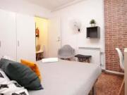 ¡Recién llegado! Habitación en Carrer de Roger de Llúria