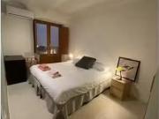 Encantador Habitación en piso de 3 habitaciones, Sant...