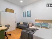 ¡Oferta! Habitación en piso de 9 habitaciones en...