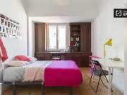 Barato Habitación en piso de 9 habitaciones en alquiler...