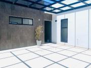 UNA UBICACION TOWHOUSE CON VISTA A ZONA RIO ESTE MES DE...