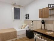 Bonito Se alquila habitación en piso de 6 habitaciones...