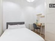 Acogedor Se alquila habitación en piso de 8 habitaciones...