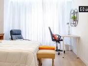 Encantador Se alquila habitación moderna en apartamento...