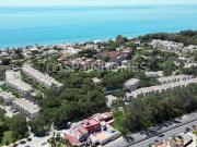 Nuevos adosados cerca de la playa en Marbella Costa del Sol