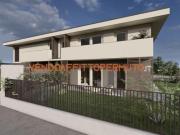 NUOVO ELEGANTE QUADRILOCALE CON GIARDINO