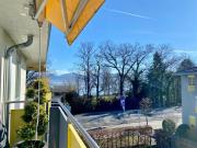 NUR EINEN STEINWURF VOM UFER ENTFERNT – GERÄUMIGES...