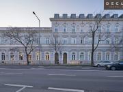 + + NUSSDORFER PLATZ + + + Flächen über 2 Etagen mit...