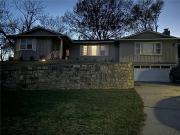 Nw North Shore Dr, Kansas City, Home For Sale