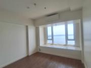 Oak Harbor Residences 3 Bedrooms with parking, For Sale...
