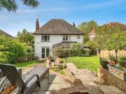 Oakfield Avenue, Kingswinford