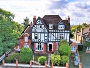 Oaklands Road, Bromley, BR1 3 bed flat to rent £2,100...