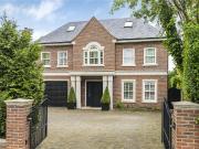 Oakleigh Avenue, Whetstone