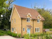 Oakley Gardens, Redhill, 3 Bedroom Detached