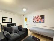 Oakley Street, London, 1 Bedroom Flat