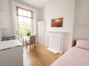 Oakley Street, London SW3, 1 bed flat to rent, £1,668...