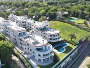 OASIS DEL YACHT VENTA MONOAMBIENTE CON COCHERA